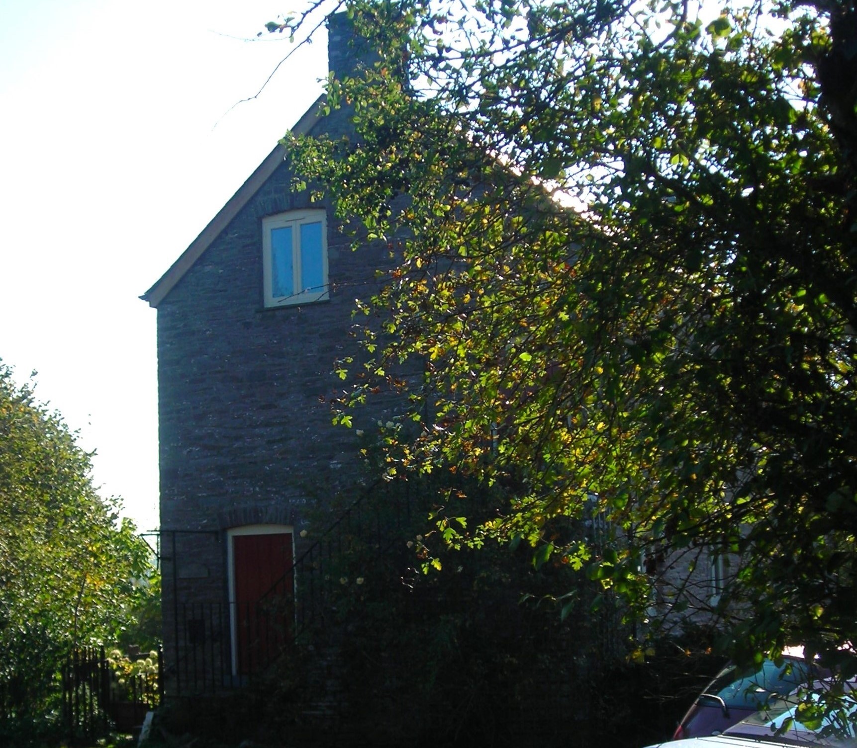 Photo of The Old Storehouse from the canal